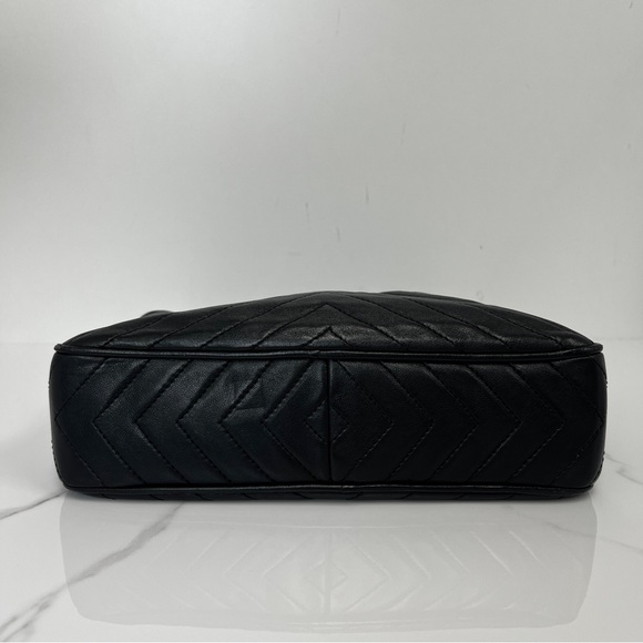 Chanel Vintage Camera Bag - Picture 5 of 6